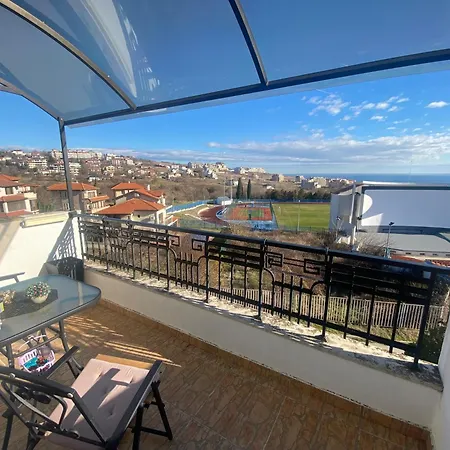 Апартамент Panorama Sunrise Byala - Rest And Seaside Recreation Бяла