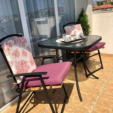 Апартамент Panorama Sunrise Byala - Rest And Seaside Recreation